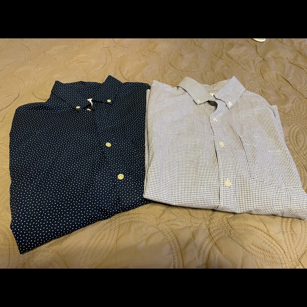Men’s Gap button down